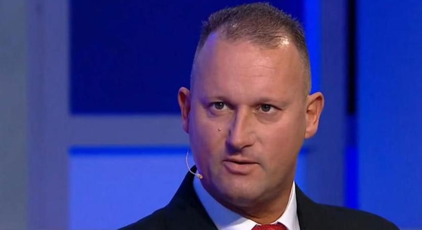 Alekosz egy mondatban megfogalmazta a Tisza programját, Majkával készül valamire