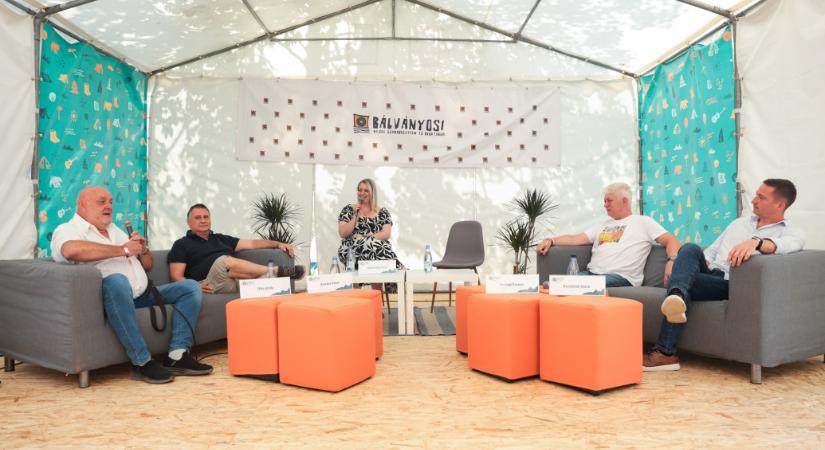A Fidesz ötlete a generációs problémájára: meg kéne hallgatni a fiatalokat