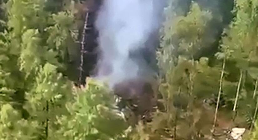 Megjelentek az első videók az oroszországi Amur régióban csütörtökön lezuhant repülőgép roncsairól