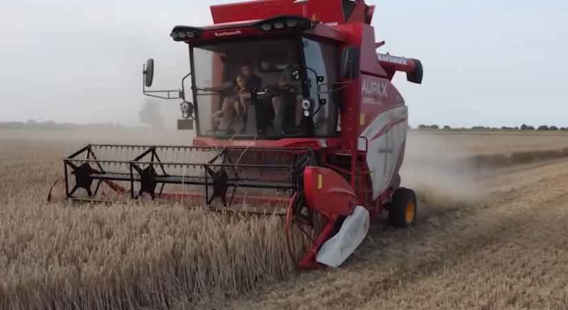Megérkeztek az első kínai kombájnok – forradalom jöhet a piacon? VIDEÓ