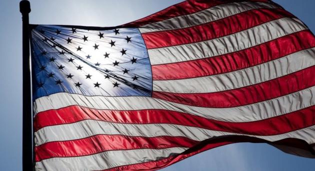 Az USA szankciókat vetett ki a húszikkal kereskedő cégekre