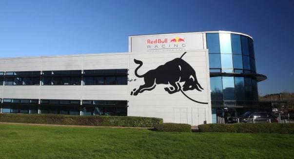 Ezt halljuk: változás a Red Bull motorrészlegén