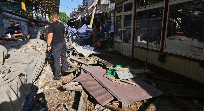 Oroszország légibombát dobott Harkiv központjára, sokan megsebesültek