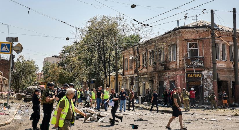 Oroszország ledobta a bombát Harkiv központjára