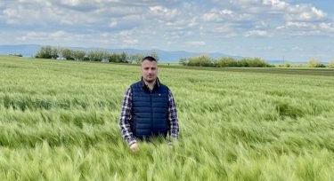 Két lábbal a földön, fejben a jövőben