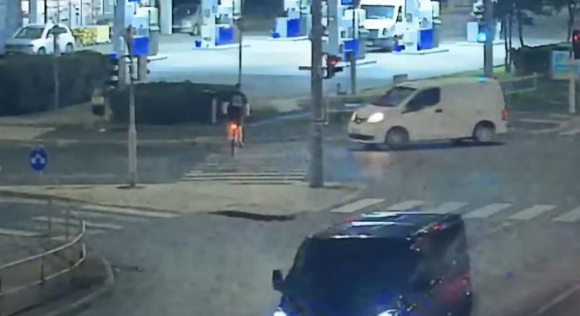 Döbbenetes videó: zebrán ütötték el a szabályosan közlekedő gyalogos Siófokon