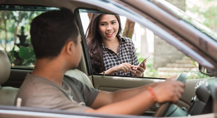 Olyan funkciót vezet be az Uber, hogy a nőknek nem kell férfiakkal együtt utazniuk