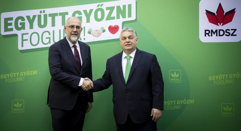 Kelemen Hunor megbocsátja Orbán Viktor tévedését, Magyar Péter szerinte hülyeséget beszél