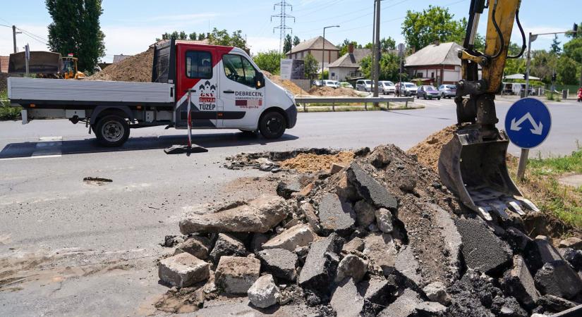 Romhalmazzá vált a csomópont