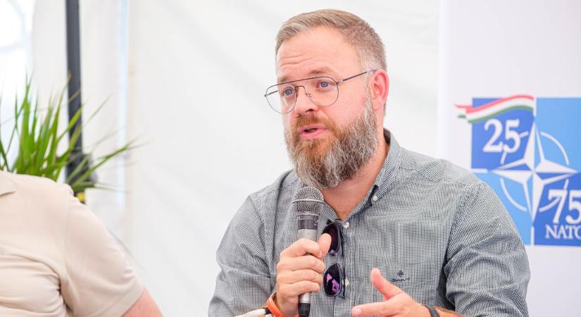 Globális vihar előtt állunk: Orbán Balázs szerint veszélyes átmenet jöhet az új világrend előtt