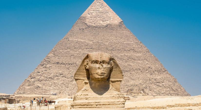 Ráeresztették a mesterséges intelligenciát az egyiptom Szfinxre, brutális, amit a szoborral tett