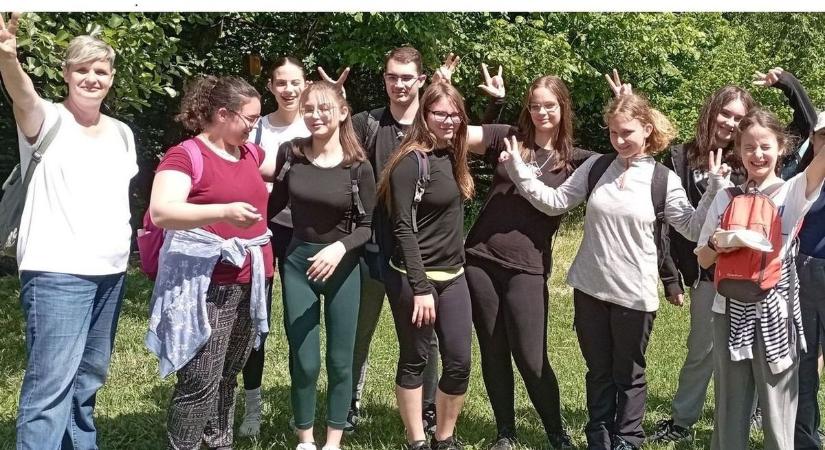 Táborok, szakkörök versenyek – POK a tehetségekért