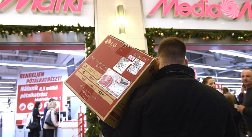 A kínaiak bekebeleznék a Media Marktot is