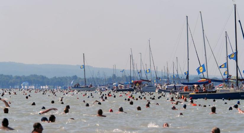 Elmarad a Balaton átúszás a hétvégén - itt az oka
