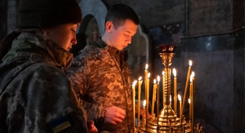 Az ukrán hadsereg nyilvántartásba veszi a 17 éves fiatal fiúkat