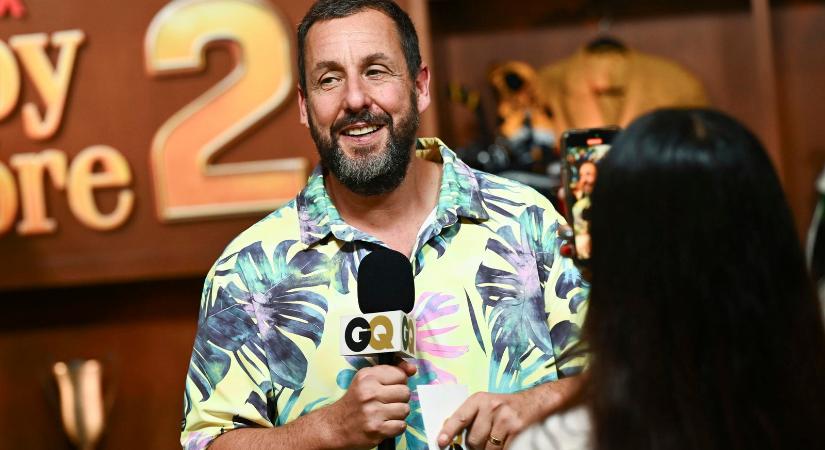 Brutális bombázó Adam Sandler felesége, alig áll a nyilvánosság elé azt gondolnád, közben minden filmjében látod