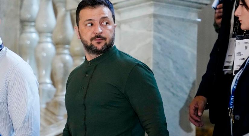 Volodimir Zelenszkij: Ukrajna tíz Patriot légvédelmi rendszer finanszírozásán dolgozik