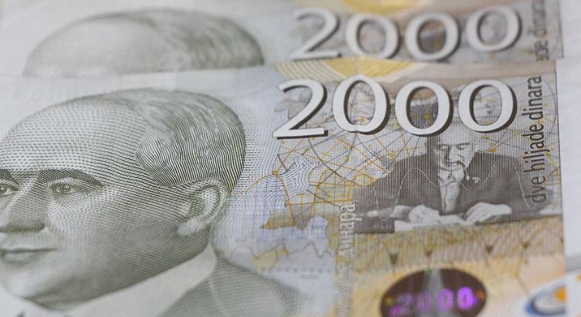 Májusban már csaknem 149 ezer dinár volt az átlagfizetés