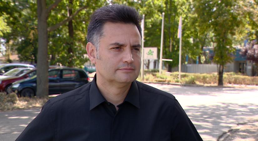 Márki-Zay követelte, azonnal állítsa le az ATEV a szagkibocsájtást