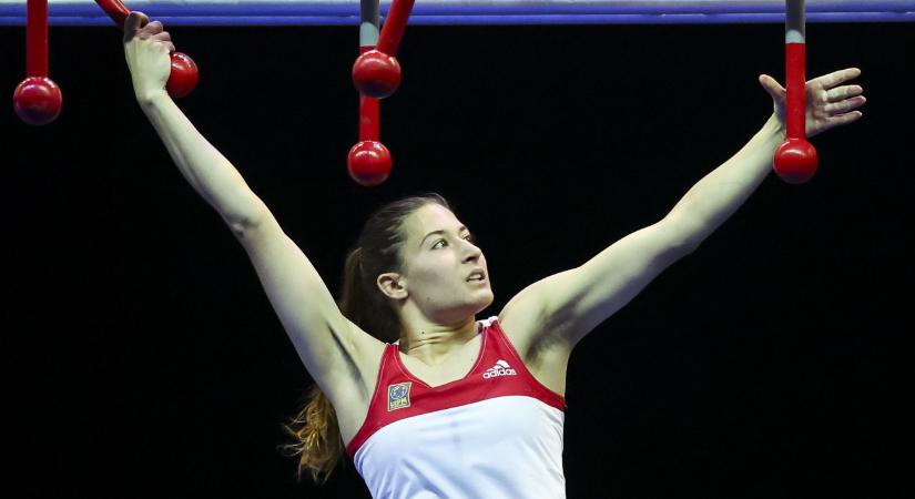 Európa-bajnok a női öttusa csapat, Bauer Blanka bronzérmes