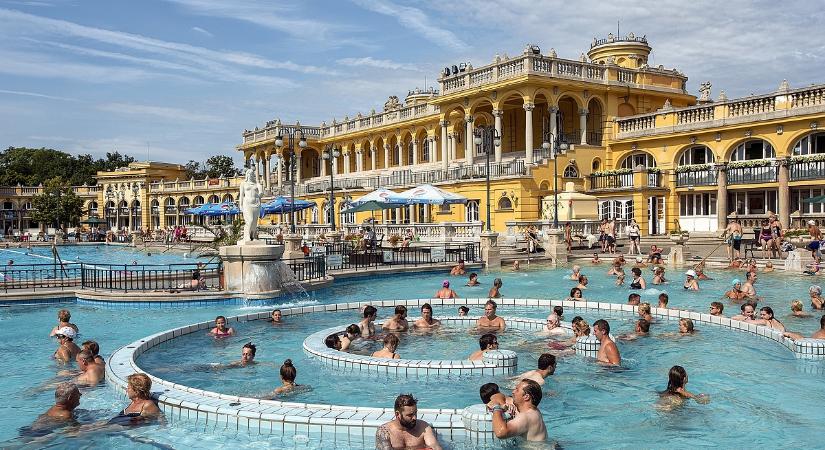 Itt a termálszigor: a 35 foknál melegebb vízből mostantól kitiltják a gyerekeket