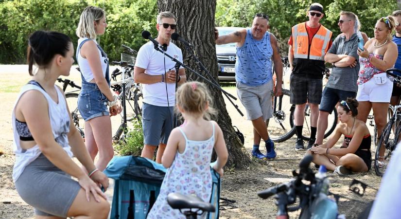 Magyar Péter nem zárja ki, hogy akár 1 százalékos adófelajánlásokat kapjanak a pártok