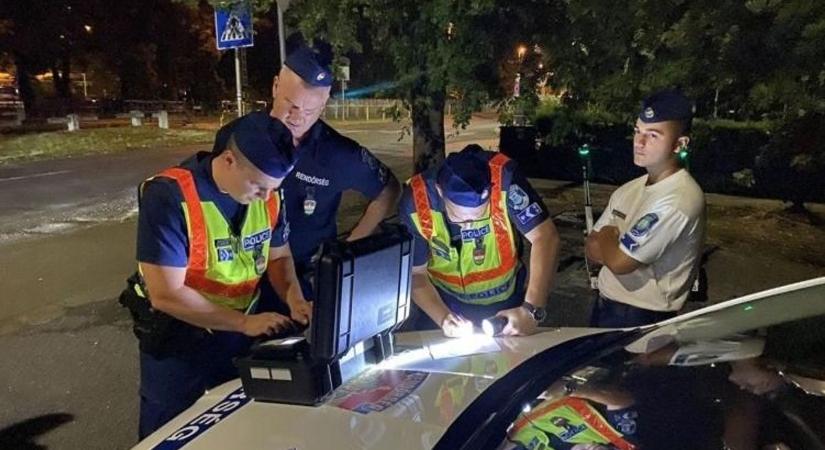Razziáznak a rendőrök szombaton a zalai városban, drogot is keresnek!