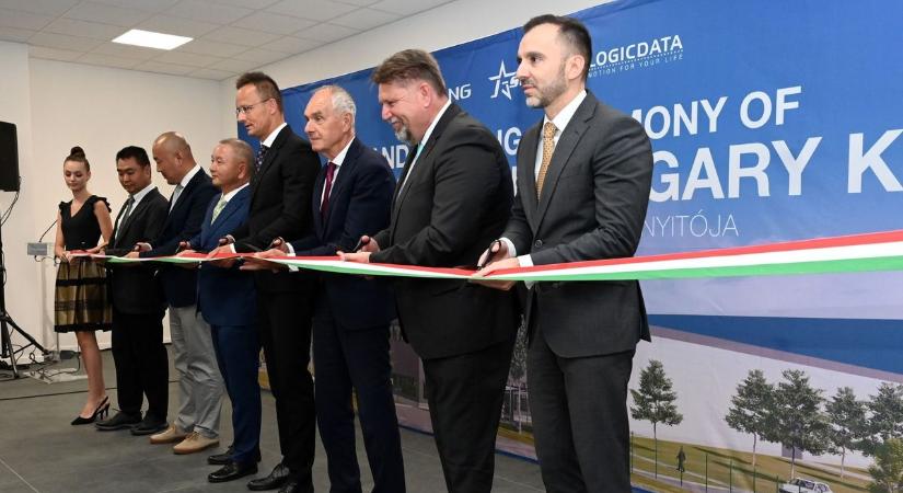 Kínai motorgyárat avattak Kaposváron, világszínvonalú technológia költözött Somogyba