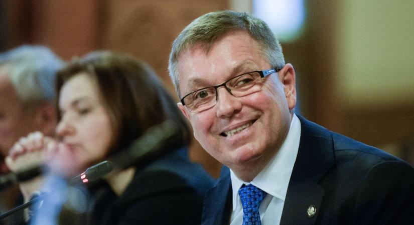 Lázár János: Minél hamarabb börtönbe kell vonulniuk a Matolcsy-klán azon tagjainak, akik loptak