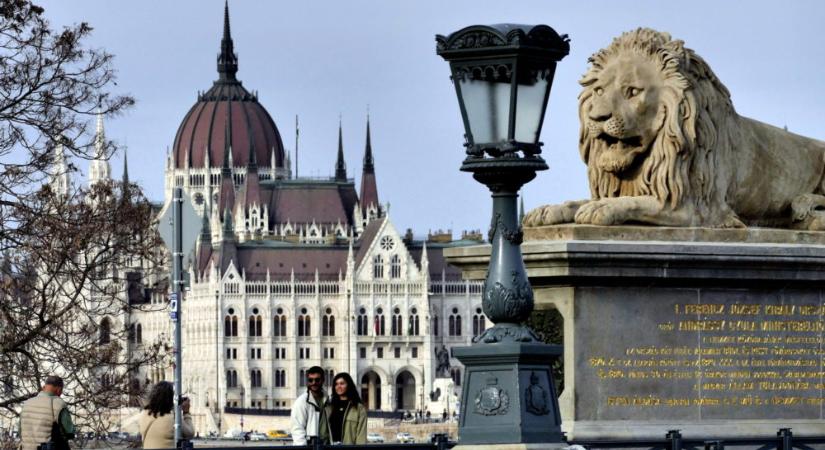 Idén már több mint 10 millió turista érkezett Magyarországra