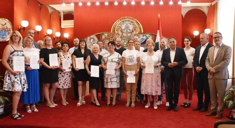 Komoly viták után célba ért a megegyezés, félmilliárd forint fejlesztési forrás érkezik a Jászságba