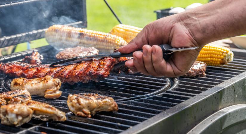 Meglepő dolog derült ki a boltokban kapható, előre pácolt grill-húsokról