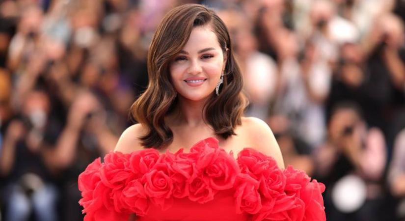 Selena Gomez karcsúbb, mint valaha: szülinapos fotóján nagyon másképp néz ki
