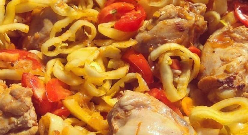 Kolbász, szalonna és káposzta – Felfedjük a tökéletes lecsó titkát