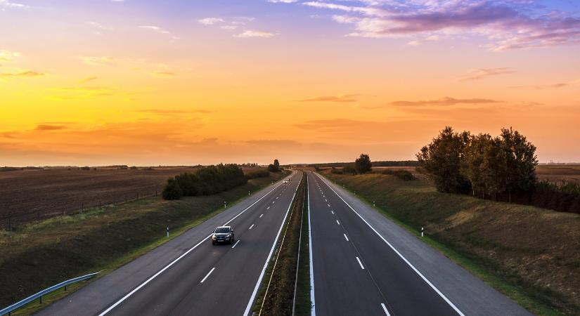 Teljesen le kellett zárni az M3-as autópályát