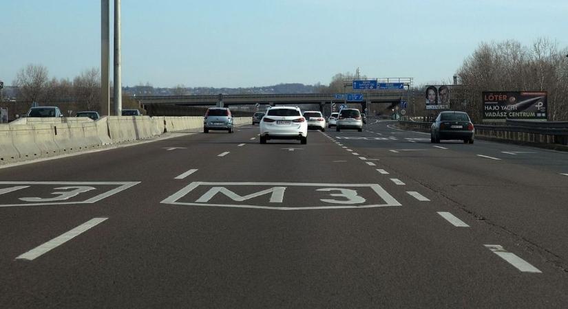 Hármas karambol az M3-ason, lezárták a sztrádát!
