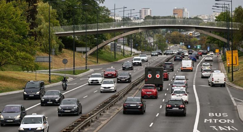 Óriási baleset történt az M3-ason: teljes szélességében lezárták az érintett útszakaszt