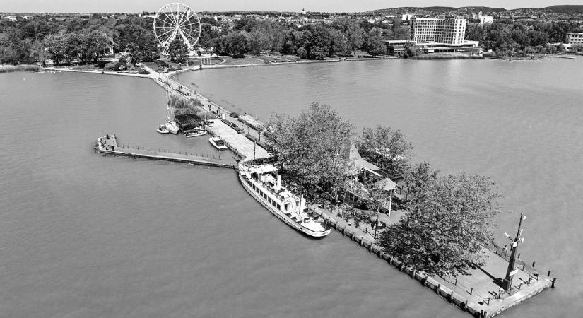 Meghalt egy 36 éves férfi a keszthelyi városi strandon - vízibiciklizés közben lett rosszul