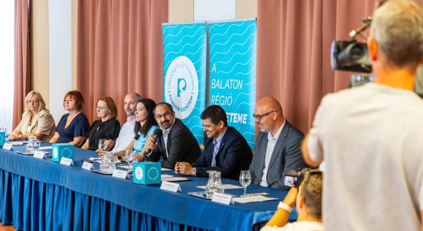 2084 jelentkező nyert felvételt a Pannon Egyetemre