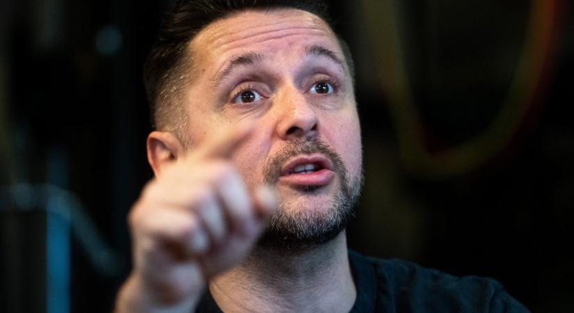 Megszólalt Majka: Ezer szempár néz minket