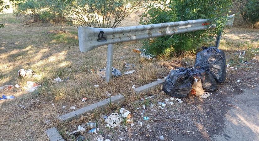 Kiderült a titok: ezeknek az üzleteknek a termékeit találták meg a szolnoki határban – galériával, videóval