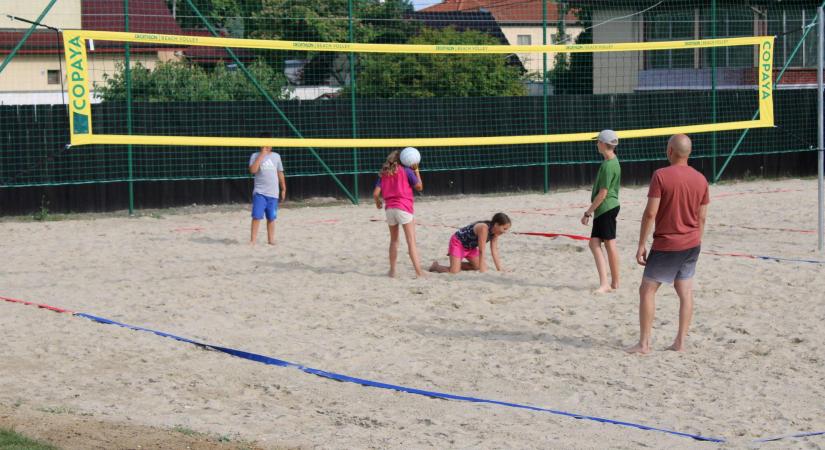 Új közösségi sporttér nyílt Komáromban az Erzsébet-szigeten