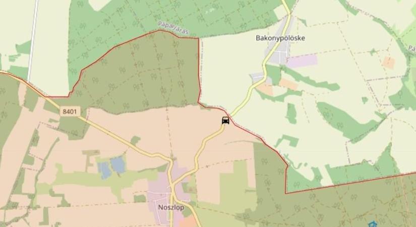 Árokba csapódott egy autó Noszlop és Bakonypölöske között