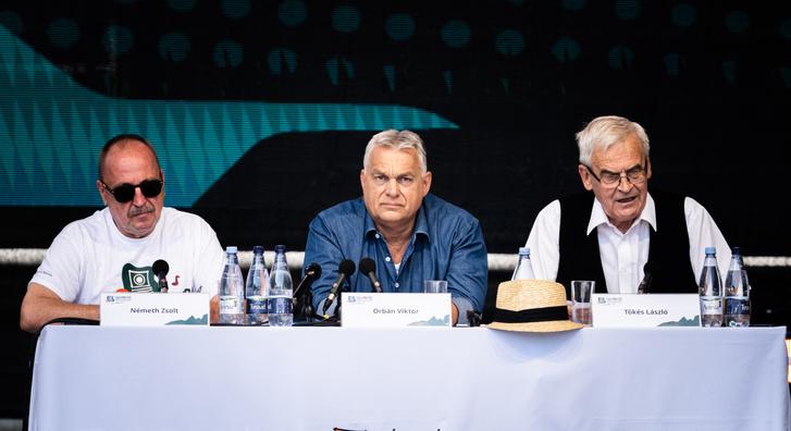 Tőkés László megemlékezett a tragédiákról, reméli, hogy jövőre Kapu Tibor is jön