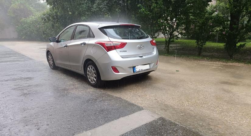 Jégeső és özönvíz csapott le Mosonmagyaróvárra - fotók, videó