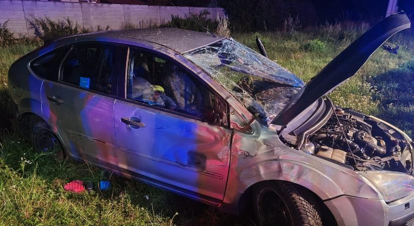 TRAGÉDIA: Ford Focus sodródott ki a kanyarban – a sofőr nem élte túl