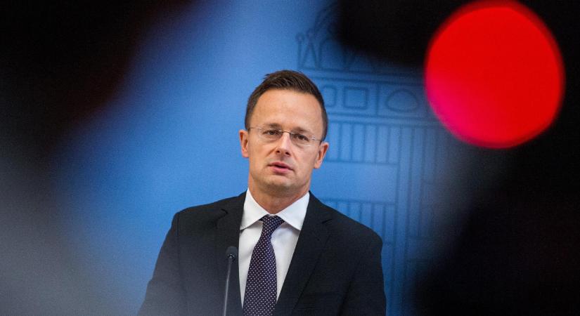 Szijjártó Péter: a Nemzetközi Büntetőbíróság döntéseit kicsinyes politikai bosszú motiválja