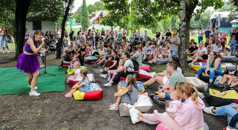 Itt az Adyvárosi Tóparty! Fúvósok ébresztették Győr legnépesebb negyedét