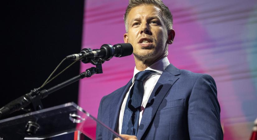 Magyar Péter: Orbán egy késes, külvárosi zsaroló