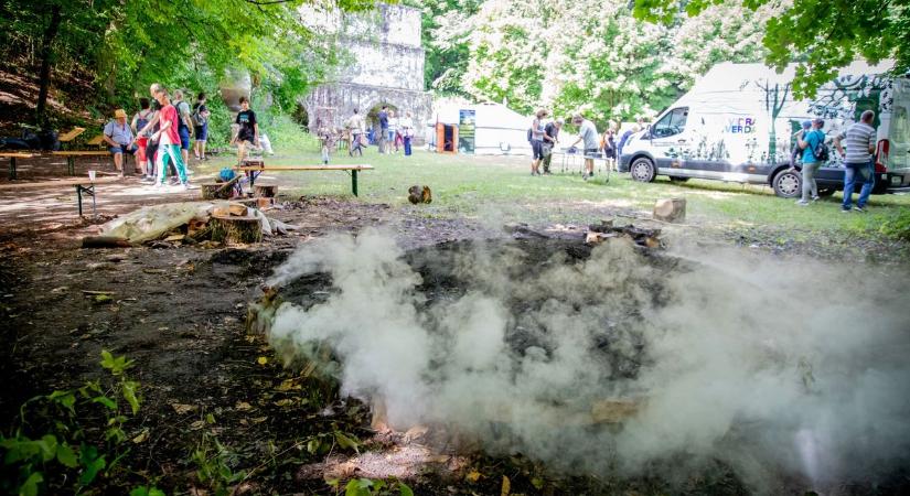 Vissza az időben: középkori történet játszódott Újmassán (fotók, videó)